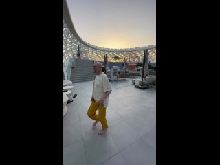 блевать хочется от этой манерности 🤮 - Владимир Негодяев