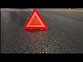 На проспекте Сельмаш в аварии погиб 16-летний подросток.    Водитель машины «Mazda 6» сбил парня на пешеходном... (видео)