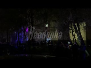 Спасатели экстренно режут газовые трубы во избежание повторных утечек    На кадрах Readovka работа экстренных служб.... (видео)