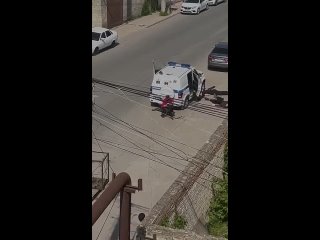 ❗️ Новая информация о перестрелке в Махачкале: нападавших было двое    Рассказываем всё, что известно:    📌 В... (видео)