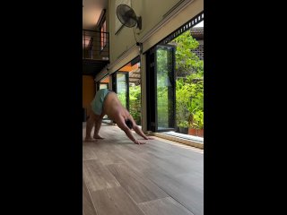 Какой ловкий пухляш) - Арина Монтова