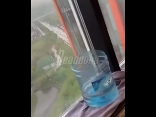 ПИК добавил в свои квартиры бесплатную опцию «Ниагарский водопад» — УК никак не реагирует на потопы    «Интересное»... (видео)