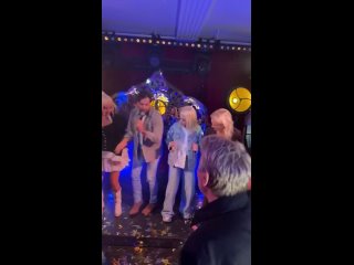 Лера Кудрявцева отметила свой день рождения в кругу всей шоу-индустрии  Вчера телеведущей исполнилось 54 года. Лера... (видео)