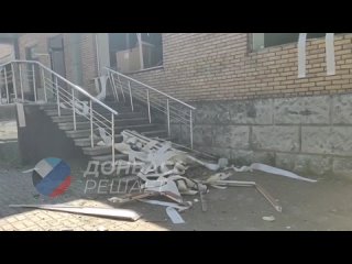 🤬 Пять ракет HIMARS ударили по зданию шахты им. Засядько в Донецке  ◾️Как рассказал директор шахты Юрий Поповкин,... (видео)