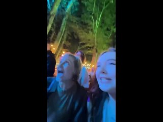На концерте Шуры в Ставрополе зрительница обнаружила что это не Шура и навела кипиш  Шура или НеШура? 😨 (видео)