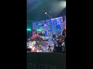 Ебучая "Деревня".... Из Лаптей выпрыгнуть не можете ((( ОХУЕННО СПЕЛ!!! Всё пизд@то было!!! Кроме как ядом прыснуть, не... - Константин Васильев