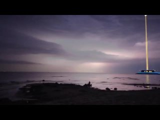 Над Финским заливом прямо сейчас бушует сильная гроза — эксперты отмечают высокую электроактивность, наблюдаются... (видео)