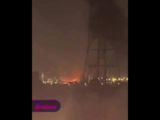 Иран выпустил более 40 баллистических ракет и десятки дронов на израильскую Хайфу    Целью новой комбинированной атаки... (видео)