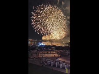 Не-а... дома были . Даже на дачу не поехали . Погодка не та . - Олег Ворошилов