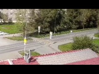 Подросток без прав на питбайке сбил 10-летнюю девочку в Нижнем Тагиле. Отвечать будут его родители и друг.    2... (видео)