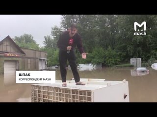 такую хрень несет этот полупокер. Где вы его взяли усача?😂😂😂 - Кирилл Каленский