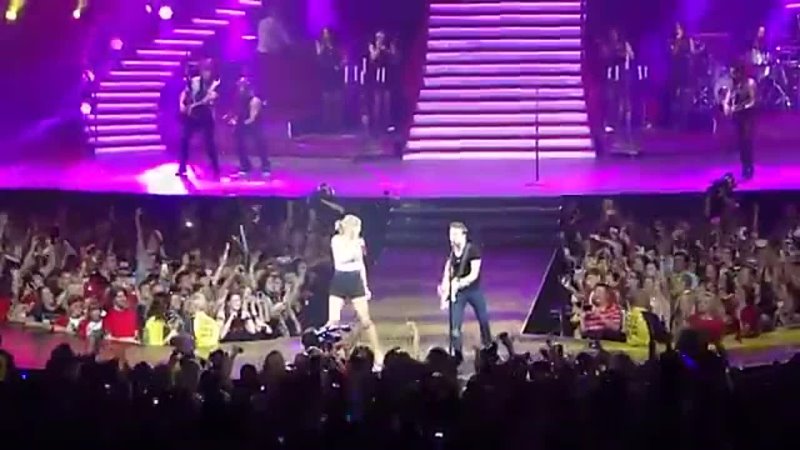 Taylor Swift and Hunter Hayes on RED