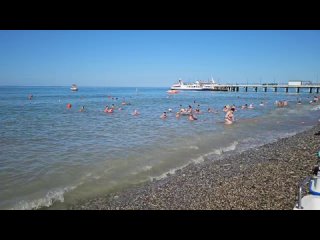 Погода на море сегодня.  Ясно, температура воздуха днем до 23 градусов в тени, температура воды 26,2 градуса.  Волнение... (видео)