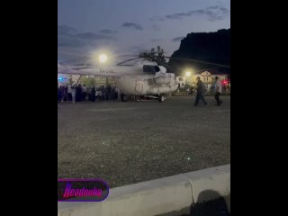 В Дагестане перевернулся грузовик с 18 детьми — троих пострадавших экстренно транспортируют медвертолетом    В... (видео)