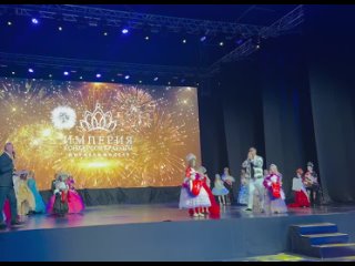 👑 Нижегородская школьница выиграла международный конкурс красоты  Девятилетняя Лида Батракова получила Гран-при... (видео)