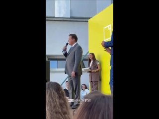 Ильсур Метшин сделал интересное заявление 🧐  На линейке в гимназии №19 глава Казани сказал, что «Из отличников выходят... (видео)