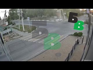 Эпичное ДТП в БатайскеЭпичное ДТП произошло в Батайске на перекрестке улиц Куйбышева и Половинко    Водитель не... (видео)