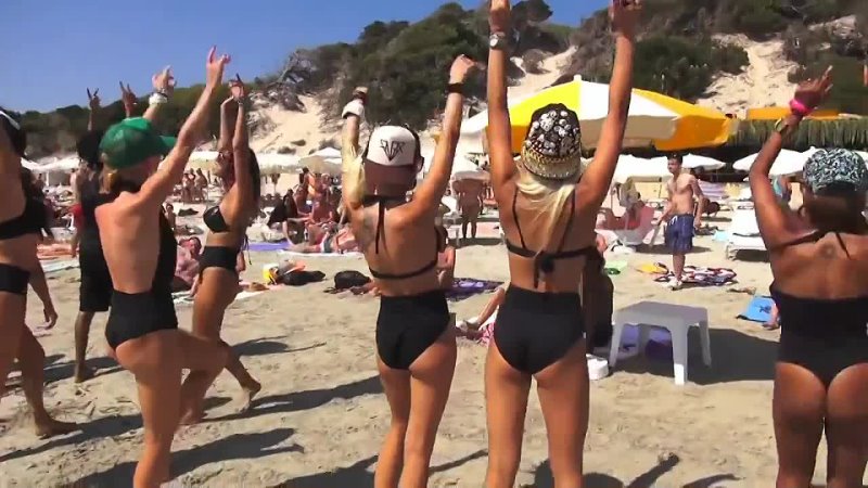 Ibiza girls party