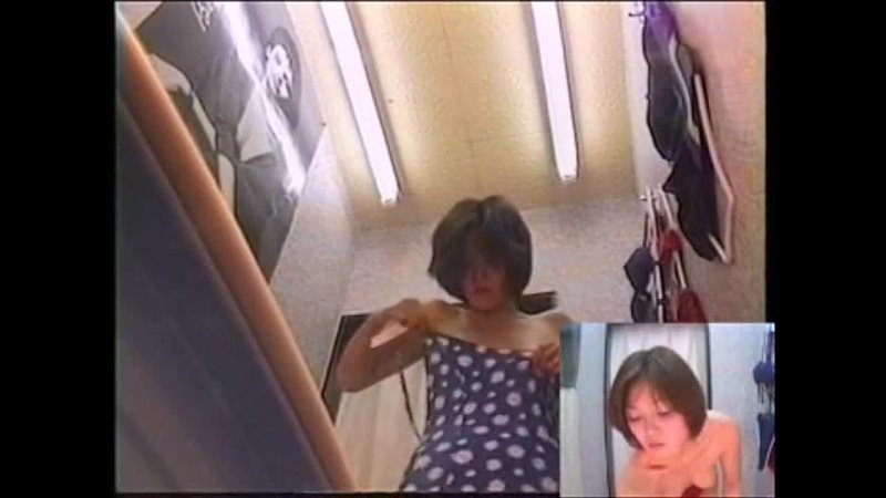 Скрытая камера в раздевалке  Dressing Room Sexkey ru