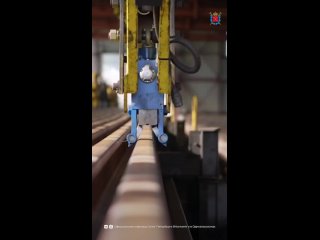 Началась подготовка первых рельс для Высокоскоростной магистрали, которая свяжет Петербург и Москву.    Задачу на себя... (видео)