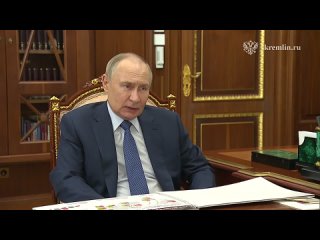 Путин назвал полной глупостью желание Евросоюза отказаться от российских минеральных удобрений в течение трех лет.   ... (видео)