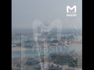 От взрывов в Катаре начали раскачиваться офисные высотки. Местные жители слышали 20–30 взрывов один за другим.   ... (видео)