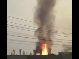 🇮🇱✈ Израиль нанес удары по иранскому НПЗ South Pars Phase 14 — СМИ    Сообщается, что израильские самолеты нанесли... (видео)