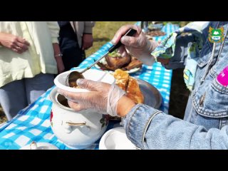 Весело и душевно «Фестиваль грязи-2025» прошёл сегодня, 19 июля, в селе Новое Ильинское Петуховского округа. Гостей из... (видео)