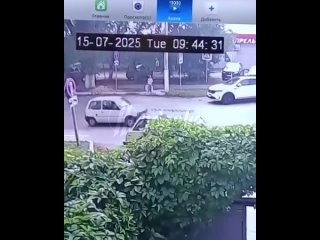 Заммэра воронежских Семилук сбил 7-летнего ребенка на пешеходном переходе. Осторожно, жестокие кадры    Геннадий... (видео)