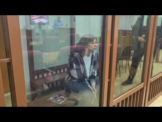 Веронику Наумову признали виновной в убийстве Далера Бобиева и приговорили к 24 года лишения свободы в колонии общего... (видео)