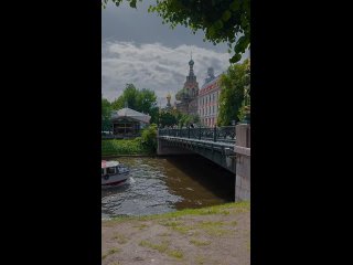 У 2-го Садового моста.  Видео: andrei_mikhailov (видео)