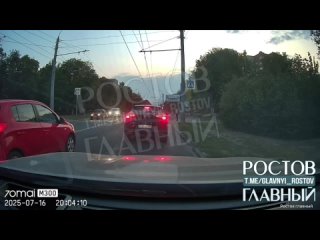 Девушку сбили насмерть на проспекте Стачки    Судя по видео, водителю не увидел переходящего пешехода и влетел в него. ... (видео)