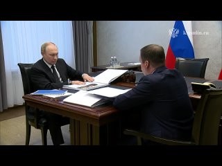 Путин провёл встречу с губернатором Архангельской области Александром Цыбульским. Глава региона рассказал о... (видео)