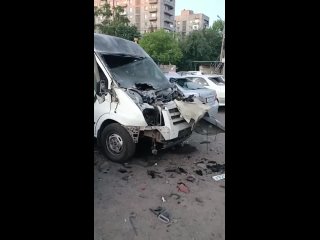 "Прямое попадание по автобусу". Украинские дроны атаковали Енакиево в ДНР    Украинские террористы в очередной раз... (видео)