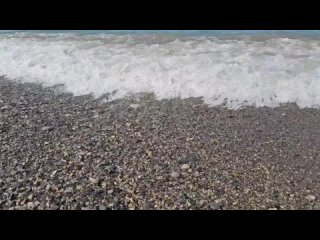 Погода на море сегодня.  Ясно и солнечно, температура воздуха днем до 27 градусов в тени, температура воды 26 градусов.... (видео)
