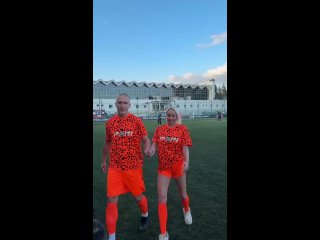 Балерина Всея Руси теперь футболистка⚽️  Волочкова приняла участие в футбольном матче в составе FC Ars. В начале матча... (видео)