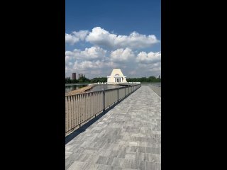 Как выглядит пешеходный мост к храму-памятнику павшим воинам на Казанке (видео)