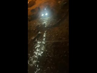 "Мама, у нас подъезда нету, мы не можем выйти"  Украинские террористы ударили по жилому дому в Донецке   Жители... (видео)