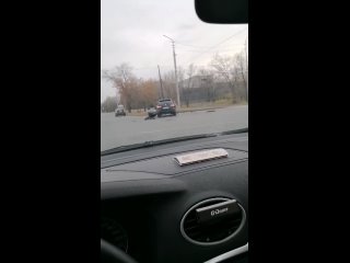Машина перевернулась в Заозерном (видео)