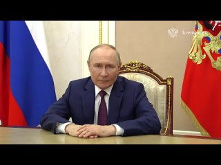 Присоединяюсь. У России только два союзника - наша Армия и Флот 🇷🇺 С праздником! - Юлия Королёва