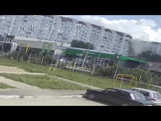 Момент взрыва в Саратове попал на видеокамеры    На кадрах видно, как в один момент от здания летит бетонная пыль —... (видео)