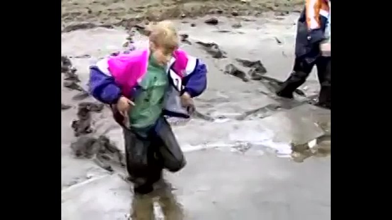 Girls mud 6