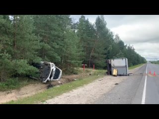 Пять человек пострадали в аварии под Балахной — водитель грузовика при повороте налево не заметил легковое авто,... (видео)