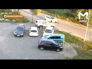 Школьник-велосипедист столкнулся с легковушкой в Приморье: сейчас в больнице   11-летний мальчик из Надеждинского... (видео)