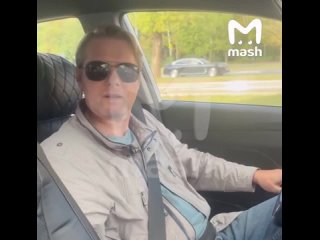 Актёра и артиста Большого московского цирка Артёма Бобцова отказались везти в такси без детского кресла. Рост мужчины —... (видео)