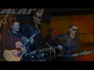 Гитарист группы СЕКТОР ГАЗА Вадим Глухов с группой ПЯТИЛЕТКА играет песню Эх-Ма!