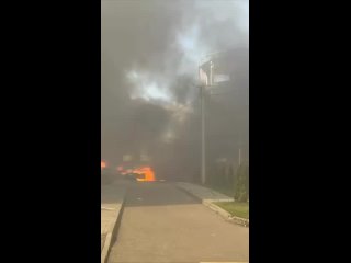 💣💥 Мощные взрывы в Харькове    «Центральный район Харькова атаковали два КАБа», — гауляйтер Терехов.    Сообщают, о... (видео)