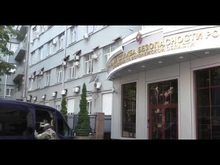 🚨 В Воронеже задержан агент украинской военной разведки - ФСБ    Силовики задержали в Воронеже агента Киева, который... (видео)