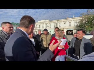 Законной оказалась варварская вырубка сосен на Платовском проспекте в Новочеркасске   Несмотря на устный запрет бывшего... (видео)