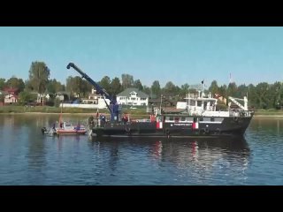 ❗ 45-миллиметровое орудие времён блокады достали со дна реки спустя 82 года.  Его, скорее всего, использовали прямо на... (видео)